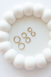 Minimal Gold Hoops