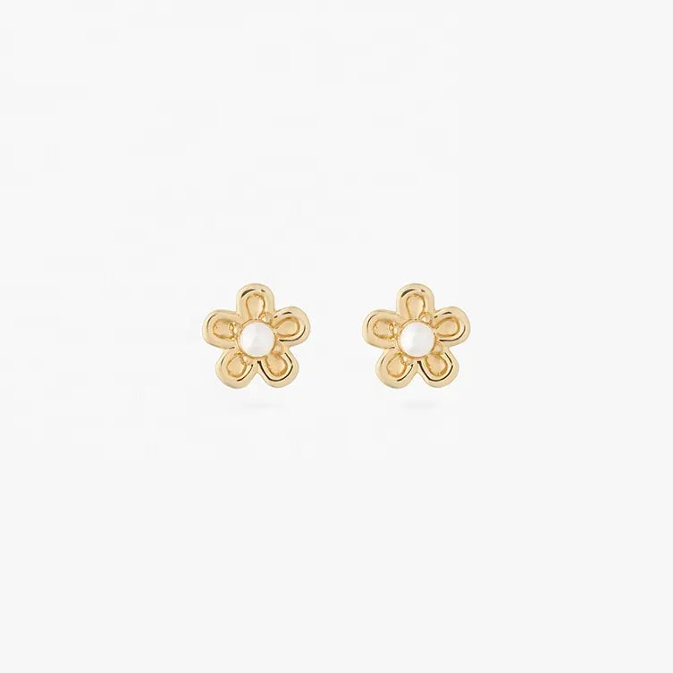 Daisy Pearl Studs 