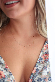 Dainty Floating Diamonds Necklace